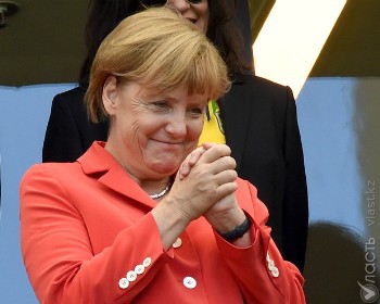 Нурсултан Назарбаев поздравил Ангелу Меркель с победой сборной Германии на ЧМ по футболу
